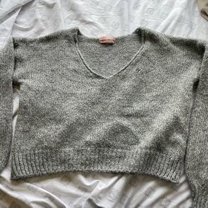 Urban Outfitters grey vneck cropped sweater